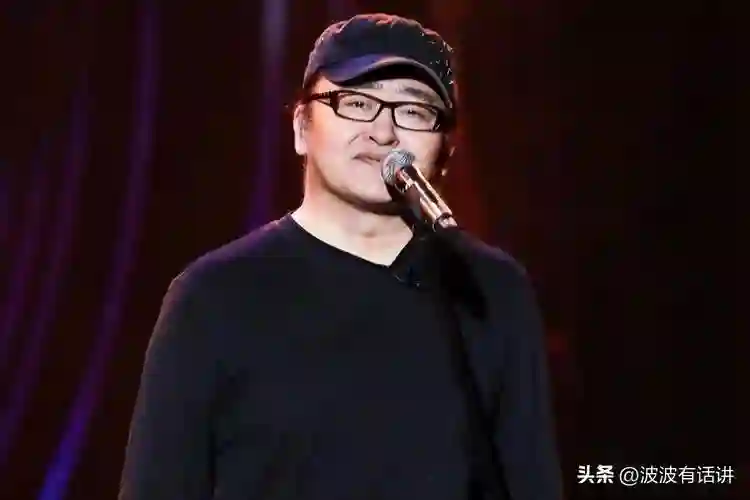 61岁刘欢晚年生活：父母离世女儿未婚，被“不死癌症”困扰多年