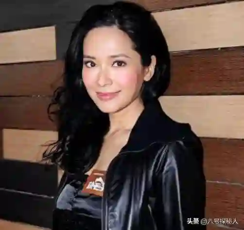 混血港姐下嫁农村“穷小伙”，“倒贴”丈夫3套房，如今怎样了