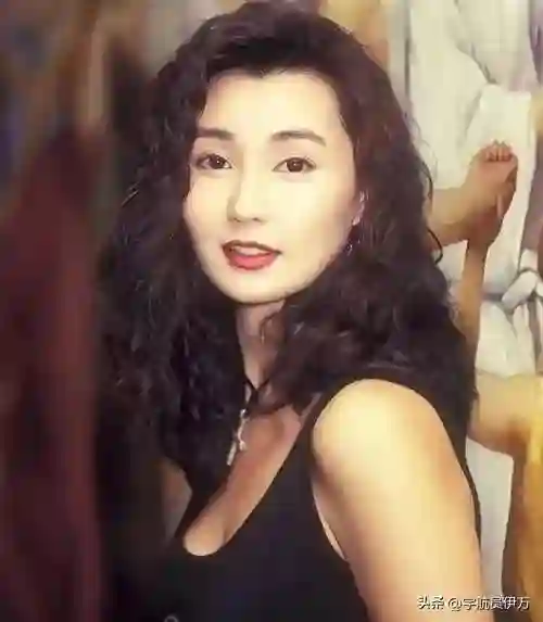 万万没想到，单身未育的张曼玉，如今在60岁活成了人生赢家