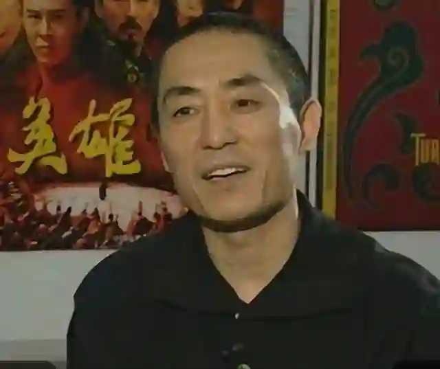 张艺谋：我最愧疚的不是巩俐，更不是陈婷，而是为我终身瘫痪的她