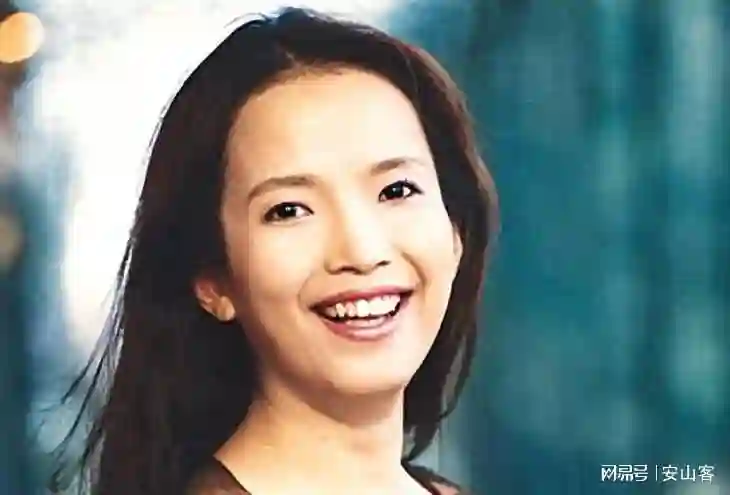 善恶终有报，如今靠捡垃圾为生的吕丽萍，彻底活成了一个笑话