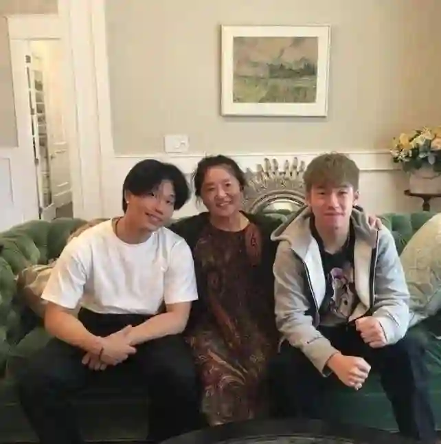 被骗10年，他居然是陈坤儿子，长大后的容貌不像父亲，遗传了母亲
