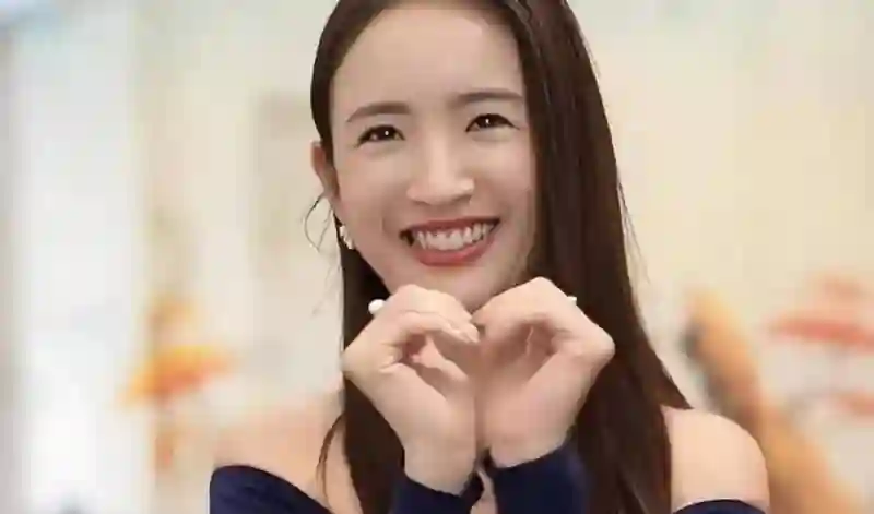 喜报！42岁林依晨二胎得子，经纪人实锤男宝，大女儿长辈照料