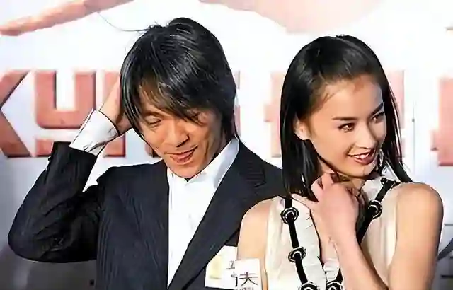 一手好牌打的稀碎，拿离婚当噱头、“背刺”星爷的黄圣依令人唏嘘