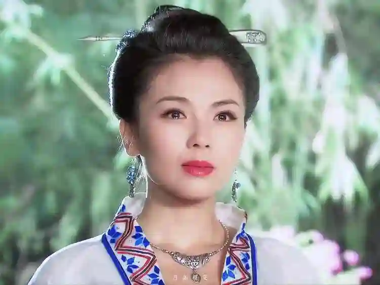 “跌落神坛”的刘涛，把老公熬成“爹”之后，终于打了个翻身仗！