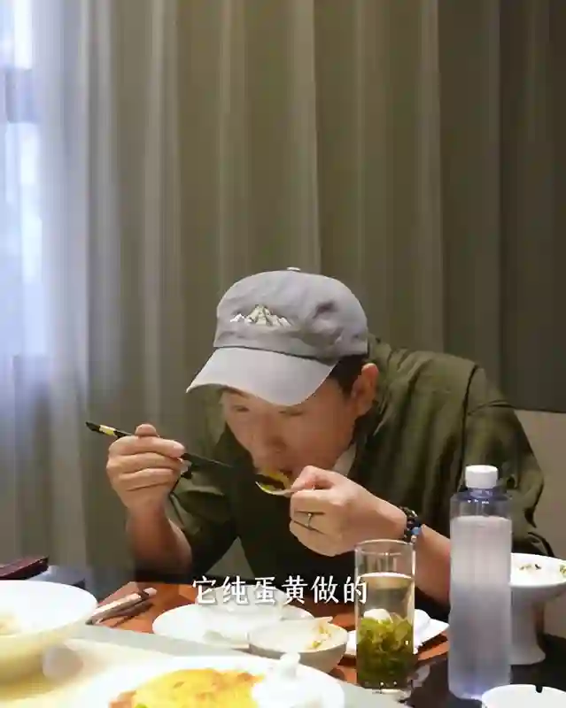 55岁戴军现状：隐居泰国与瞿颖做邻居，暗恋李静16年，如今还单身