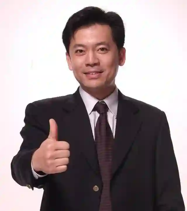 演员何政军：我这辈子最正确的决定，就是娶了个平凡的妻子