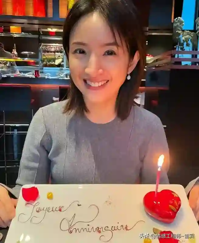 42岁林依晨成功产子，恭喜！结婚10年，儿女双全，老公已回国照顾