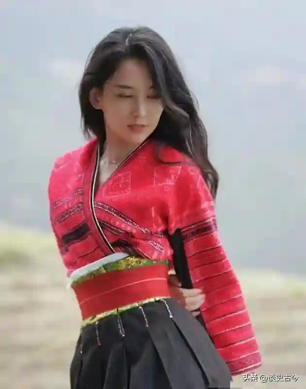 章子怡深夜发文，离婚不到两年，她和汪峰高下立判“胜负已分”