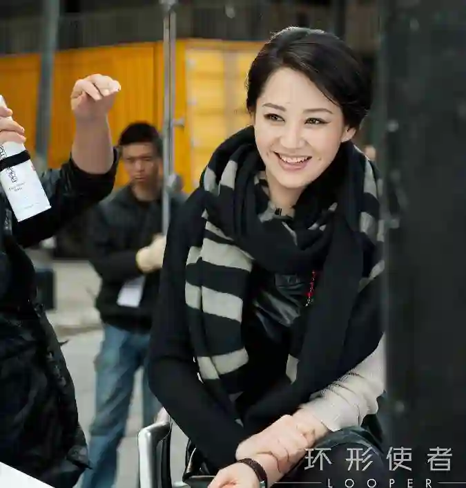 美貌与实力并存：许晴凭什么成为华语影坛的不老神话？