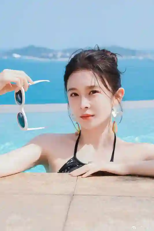 赵樱子直播自曝，曾被一线流量小生表白，网友热议