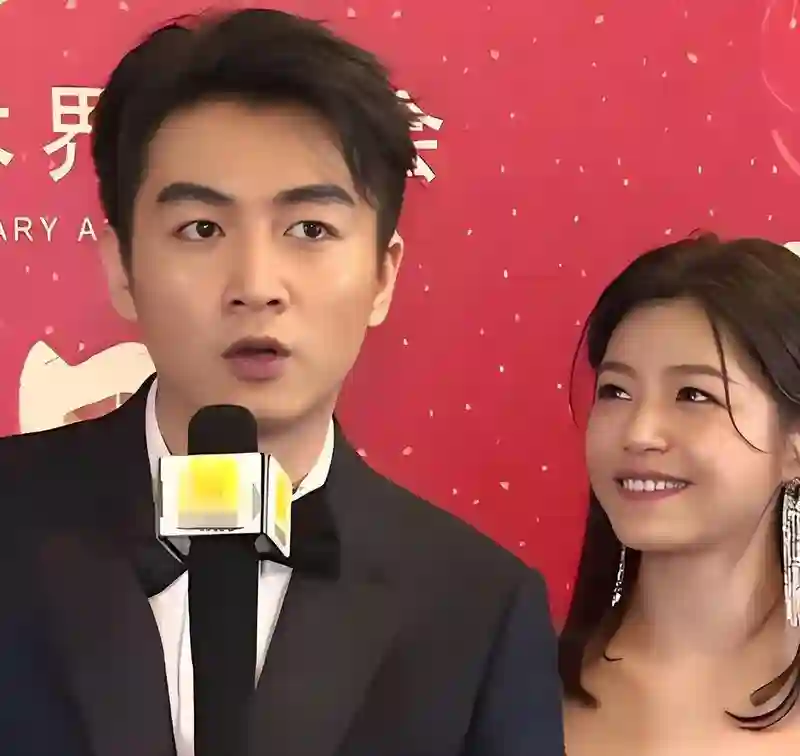 陈晓落泪采访坦言：我可以包容她的过去，却无法容忍她活在过去！