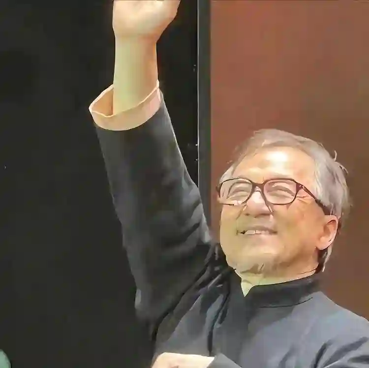 断崖式衰老！刘德华像老头，成龙老态尽显，这些明星怎么成这样了