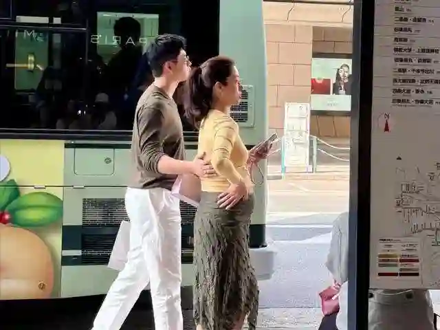 10年后，再看刘亦菲杨采钰，差距一目了然，陈金飞也不是万能的