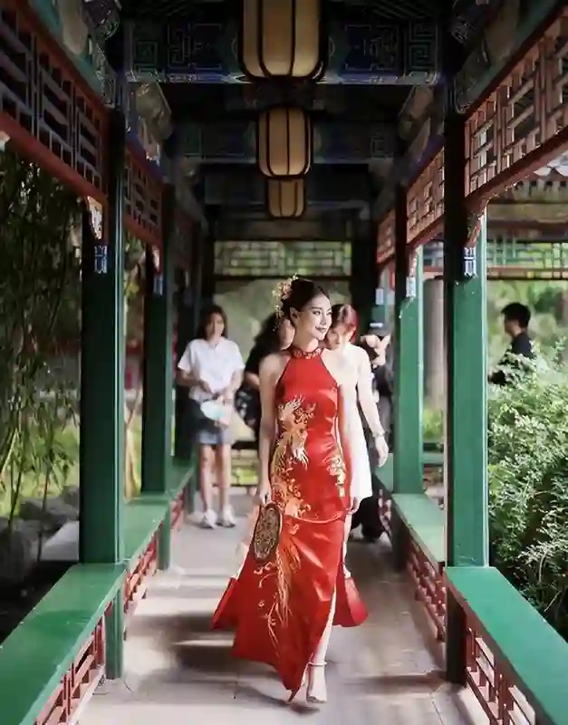 筱梅怀孕了？张兰喊话双喜临门有深意，汪小菲曾陪她看中医