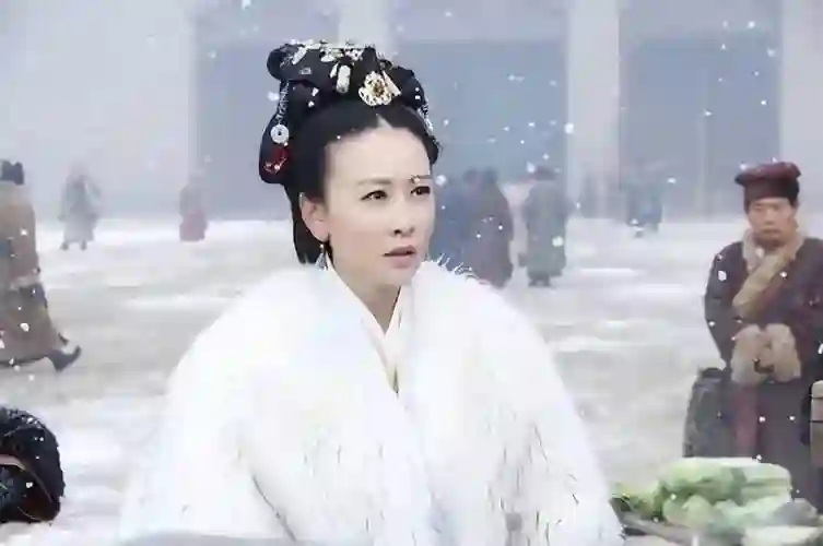 她靠“漂移臀”出圈，被骂15年不配演戏，如今42岁用一场戏杀疯了