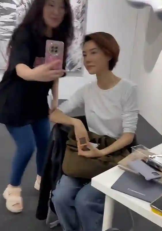 原来他们是父女，这几个娱乐圈父女给观众留下深刻印象，演技优秀