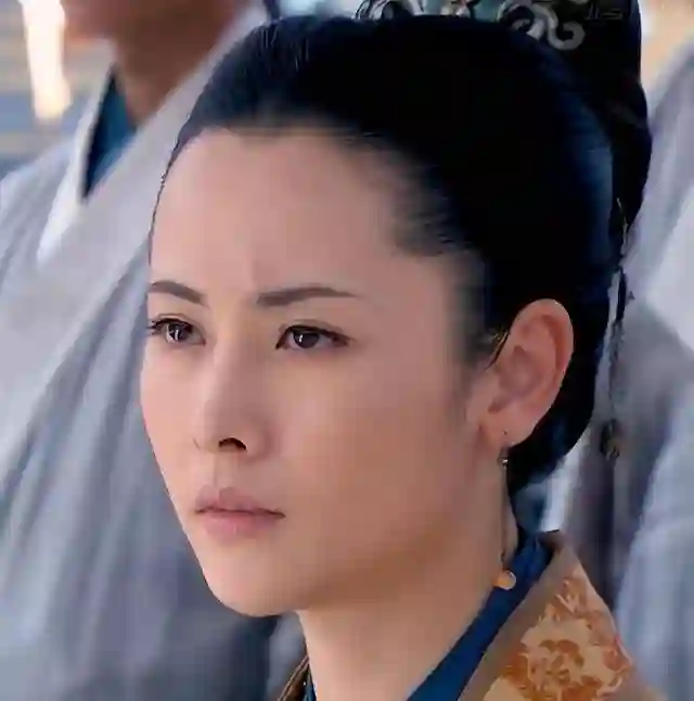 与田亮离婚后，独自抚养儿子，如今迎来新生涯