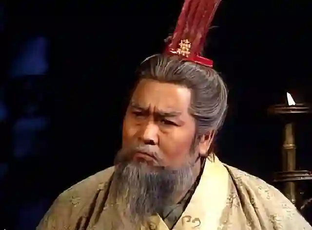 从倪萍接班人到被央视除名，用孩子“逼走”原配，20年了她幸福吗