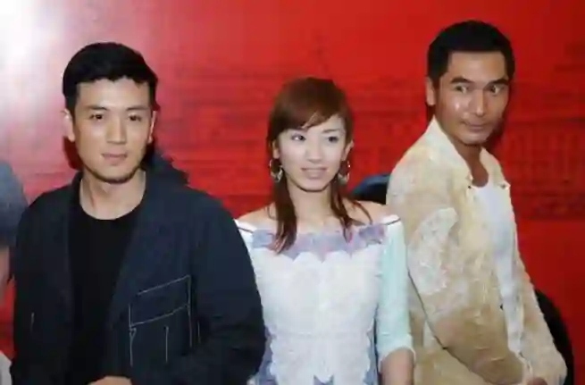 黄圣依也没想到吧？离婚才6个月，她的前夫杨子越来越“抽象”了