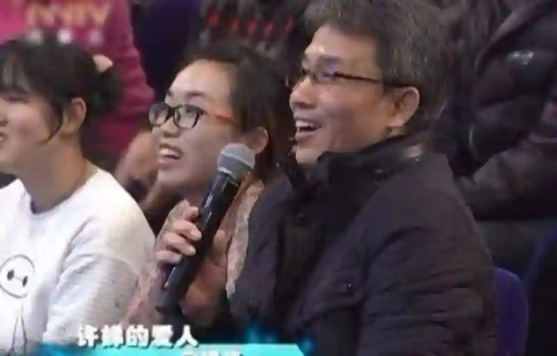 演员许娣：长相端庄秀丽，与丈夫恩爱43载，儿子儿媳都是圈内人