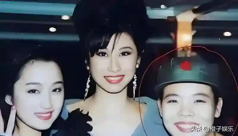 春晚爆红后，她洗完澡从23楼一跃而下，临终时最后喊了声“妈妈”