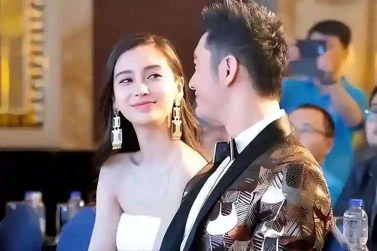 落毛的普思不如鸡？被封杀近1年后，36岁杨颖的尴尬境况显露无疑