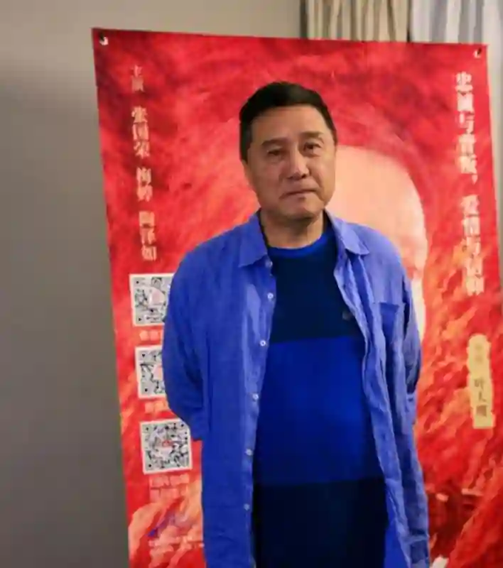为了梅婷，抛弃患难与共的发妻，67岁孤身一人的叶大鹰可曾后悔？