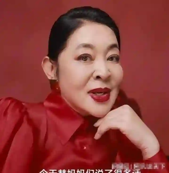 66岁竟晚节不保这一次再多的名和利，都救不了自毁前程的倪萍