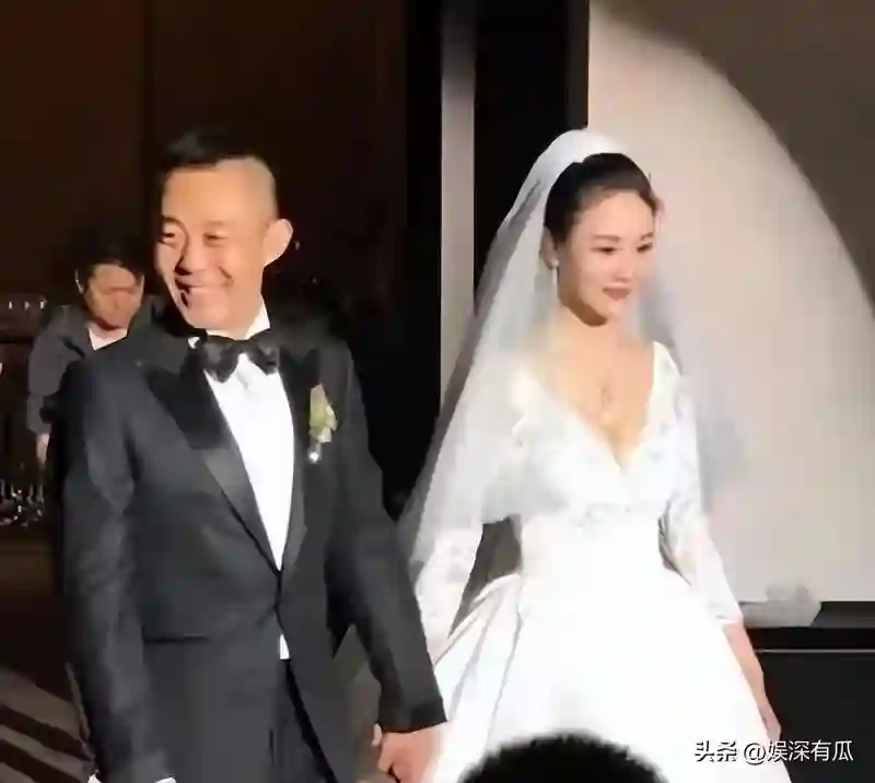 侯勇也没想到，12年前的糟糠妻潘雨辰，成了自己