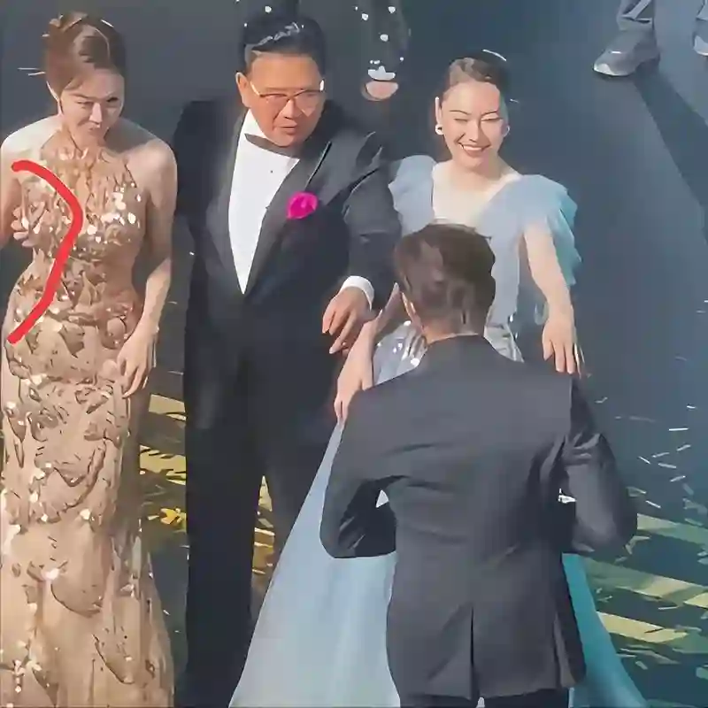 口无遮拦，咸猪手人品堪忧，这些令人讨厌的主持人没一个是冤枉的
