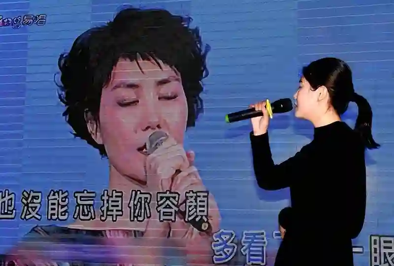 25年！谢霆锋为何对王菲一直不离不弃？爱的理由竟如此简单