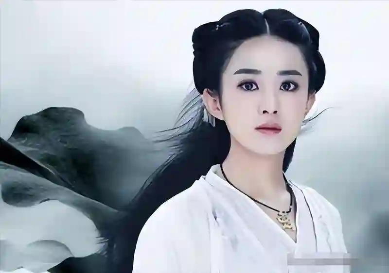 杨紫新剧“变黑”选择曝光，才明白，赵丽颖竟与她同类