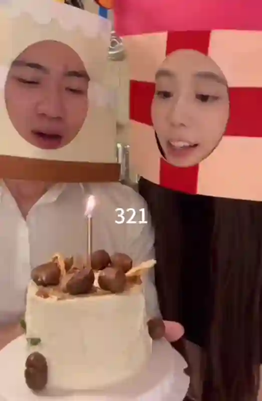被骂了两年，他俩要结婚了？