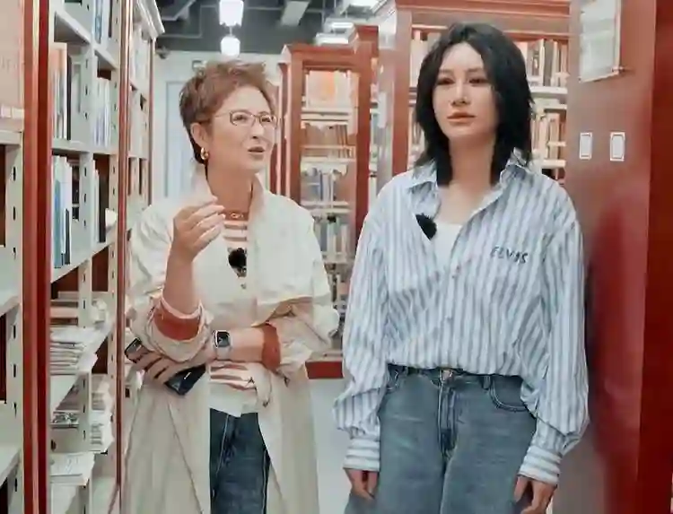尚雯婕登台前抑郁症发作，不敢告诉节目组，在休息室僵硬了30分钟