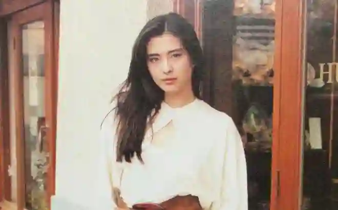 资本家丑孩子又添一员！佟大为带女儿拍戏，网友称浪费爹妈好基因