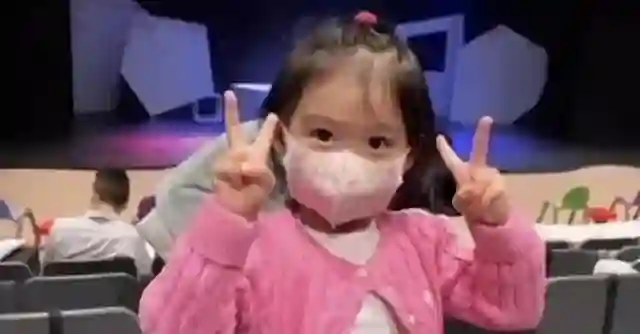 直到郭晶晶孩子没能登舰，才发现仨娃名字暗藏深意，字字都有来头