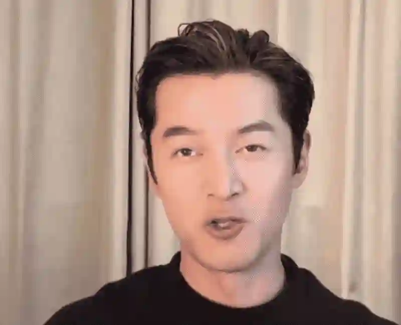 红不红不重要了，父亲逝去、至今未婚未育的王凯，给大家提了个醒