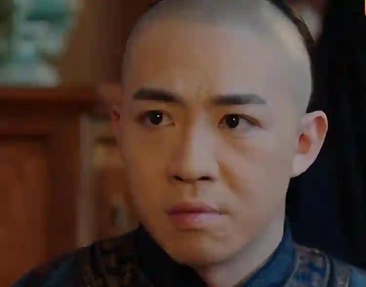 俞灏明王晓晨官宣结婚，文案信息量太大，网友：前女友们情何以堪
