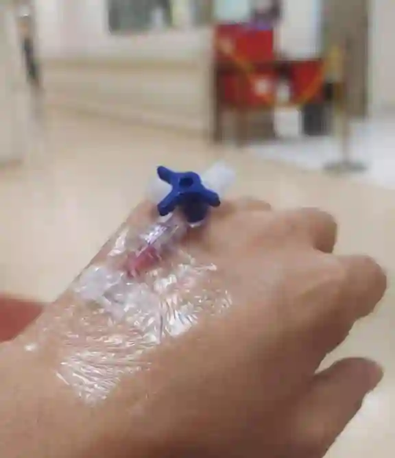 54岁彭皓锋肠癌三期拒绝手术，姐姐和妈妈都死于癌症，肿瘤已恶化