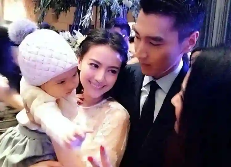 赵又廷“财富自由”：高圆圆不管我花钱，二胎顺其自然