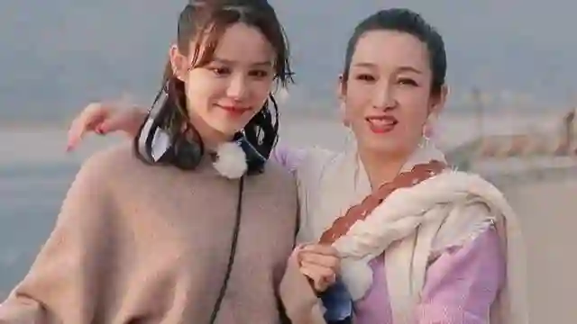 在吴千语的生命力面前，张馨月越用力就越辛酸啊！