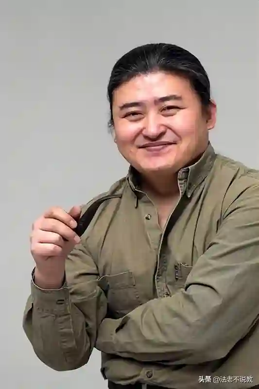 一代歌星刘欢晚年生活：女儿未婚父母离世，确诊“不死癌症”多年