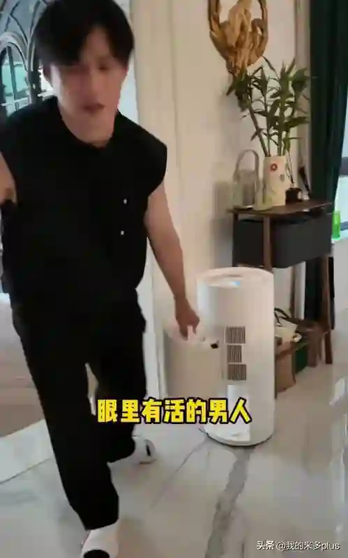 严屹宽开车300公里回家，帮老婆拖地擦厕所，40岁杜若溪想要二胎