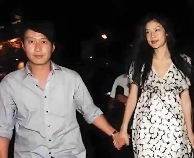 49岁舒淇再破“天花板”，这一次，她让冯小刚和整个娱乐圈沉默了
