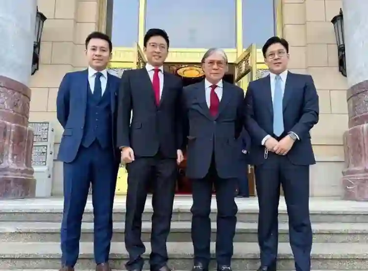 考古章子怡霍启山：看似天生一对，如今才知他俩根本不是一路人