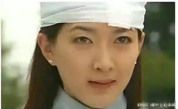 与胡歌分手10年后，再看江疏影，王传君说她“平庸”，真没说错