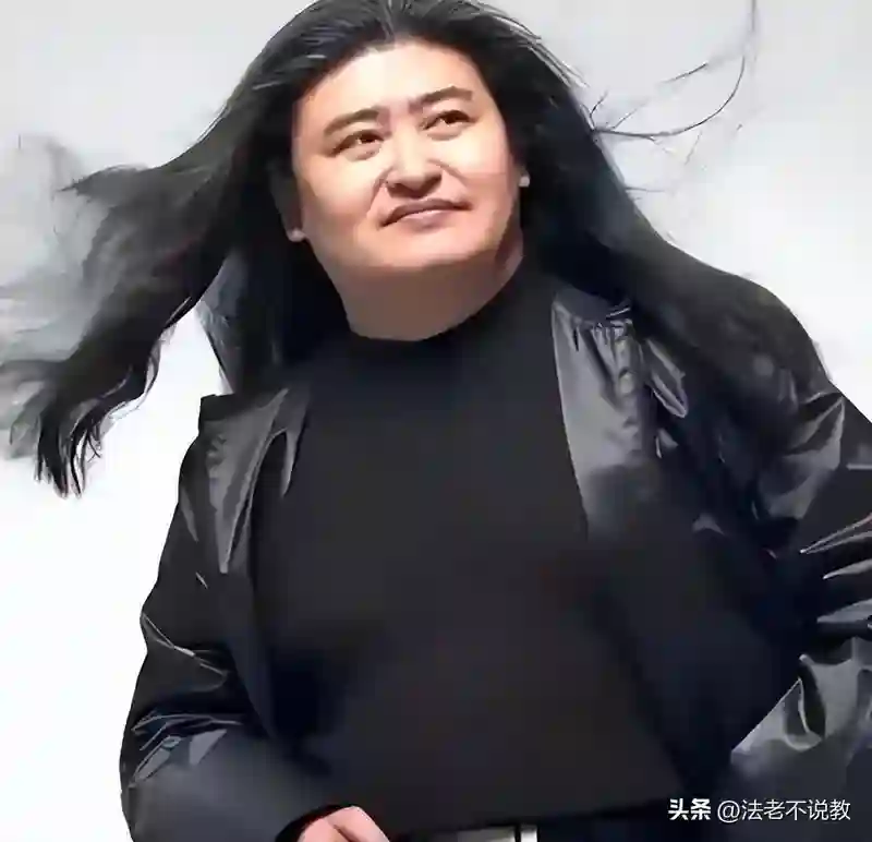 一代歌星刘欢晚年生活：女儿未婚父母离世，确诊“不死癌症”多年