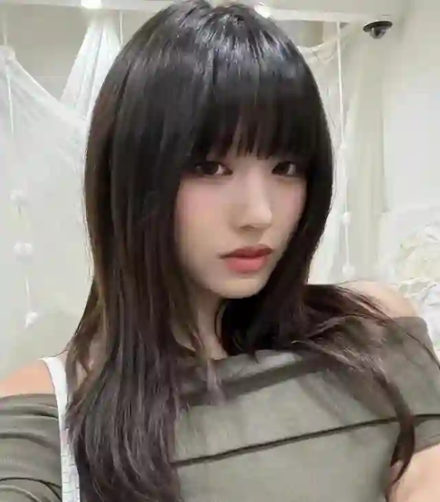 汪峰的大女儿集中了父母的优点，越大越美，简直是绝世美女