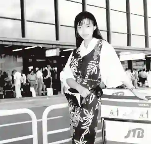 朱迅：曾两度癌症缠身，却选择向阳而生，今51岁活成人生赢家